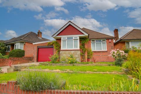 26 Burnham Chase, Southampton, SO18 5DF