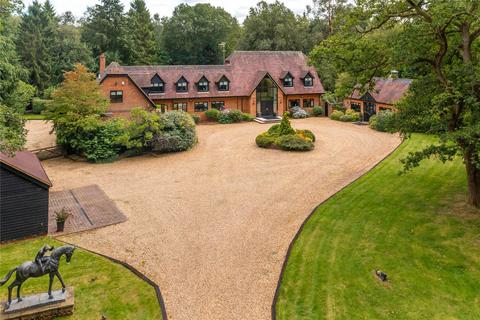 6 bedroom detached house for sale, Cholesbury Road, Wigginton, Tring, Hertfordshire, HP23