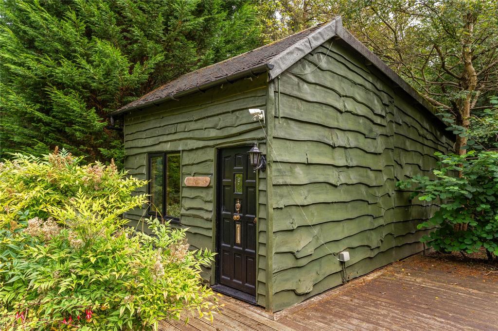 Outbuilding/Annexe