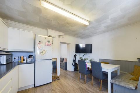 14 Trevanion Road, Wadebridge, PL27 7NZ