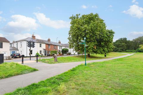 2 bedroom terraced house for sale, Heath Road, Weybridge, Surrey, KT13