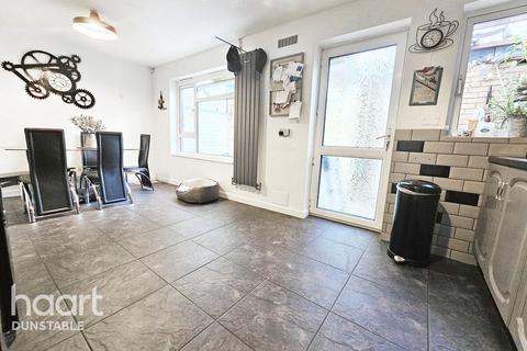 3 bedroom terraced house for sale - Southwood Road, Dunstable