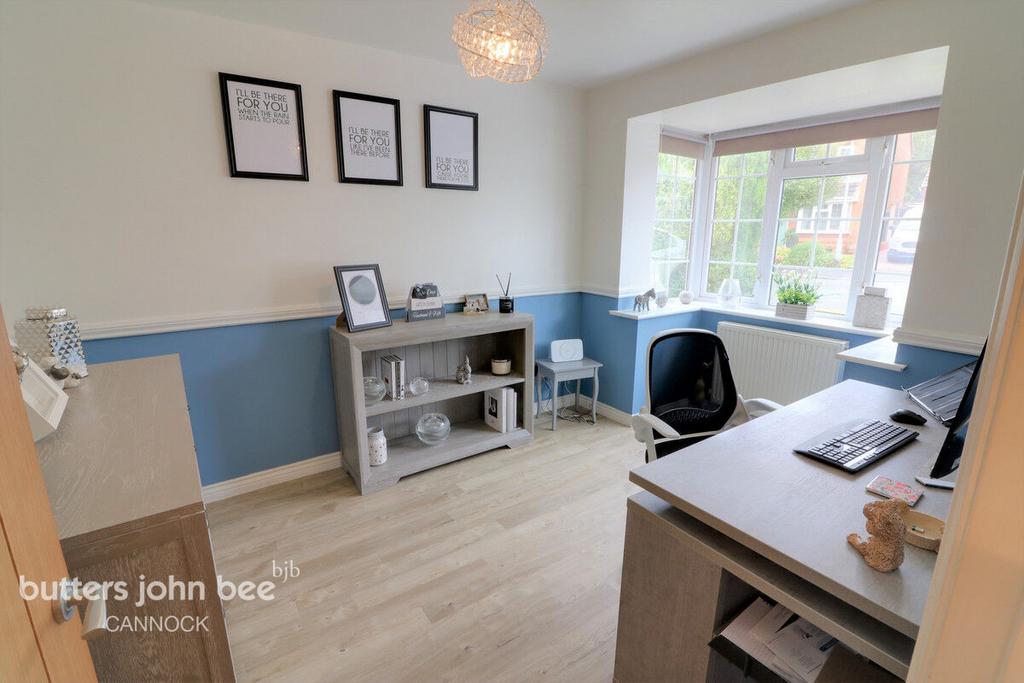 Squirrel Close, Cannock 4 bed detached house for sale £350,000