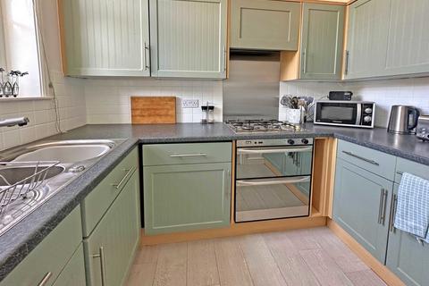 7 Powderham Walk, Exminster, Exeter, EX6 8TW