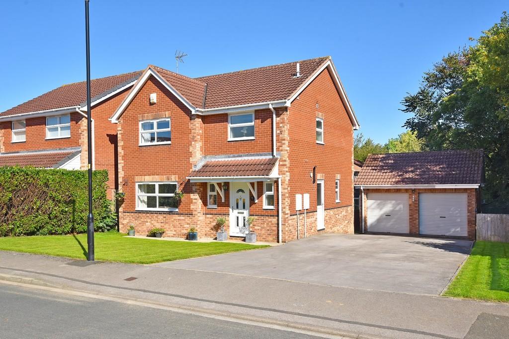 Abbey Mill Gardens, Knaresborough 4 bed detached house £485,000
