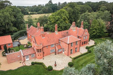 9 bedroom manor house for sale, Dereham