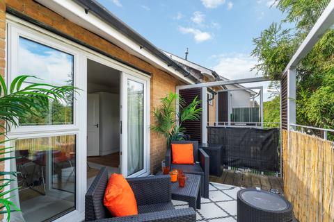 11 Hengist Way, Wallington, SM6 9BP
