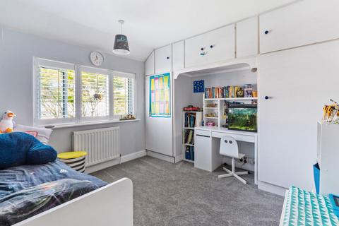 53 The Causeway, Carshalton, SM5 2LZ
