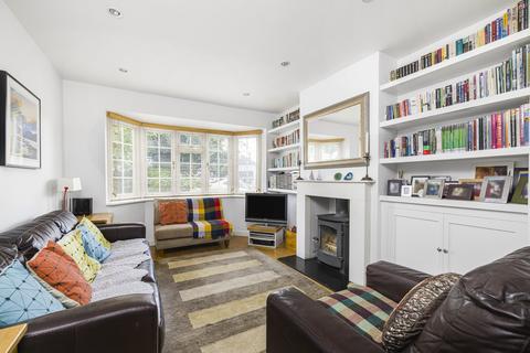 6 Raglan Court, South Croydon, CR2 6NT