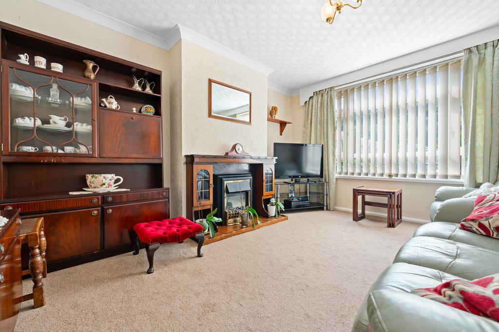 Heol Berry, Gwaelodygarth, Cardiff 3 bed semidetached house for sale