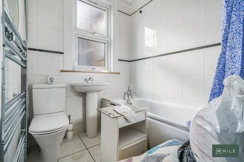 1 bedroom flat for sale, Chamberlayne Road, London NW10