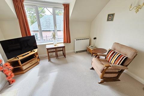 2 bedroom apartment for sale, College House, Brackley