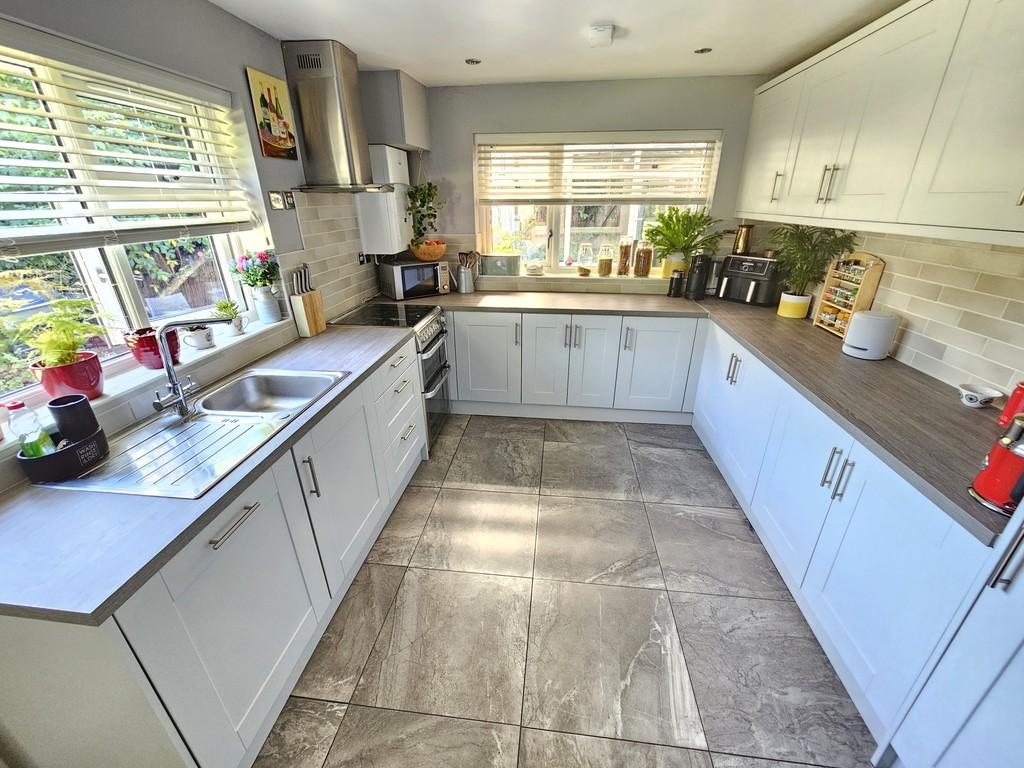 Valley Road, Finmere 2 bed detached bungalow for sale £400,000