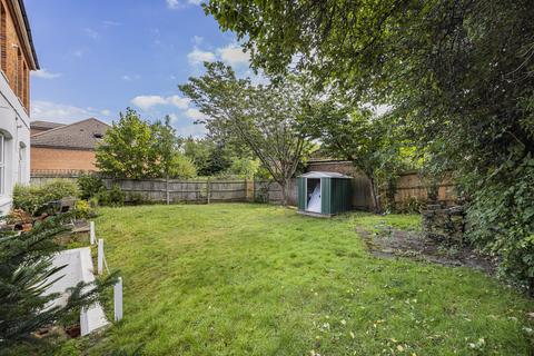 Flat 1, 11 Normanton Road, South Croydon, CR2 7AE