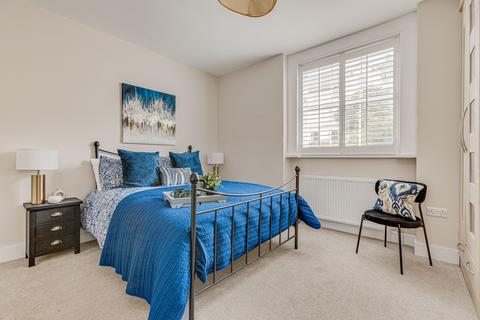 2 bedroom flat for sale, Marlborough Road, Richmond, Surrey