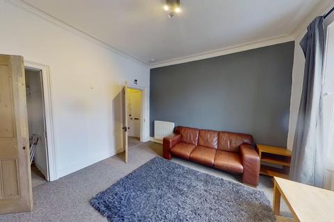 1 bedroom flat to rent, Adelphi Grove, Portobello, Edinburgh, EH15