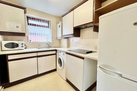 1 bedroom flat for sale, Kennerley Road, Davenport, Stockport, SK2