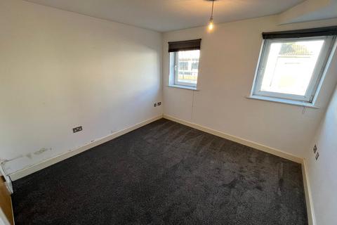 2 bedroom flat to rent, Spring Street, Hull, UK, HU2