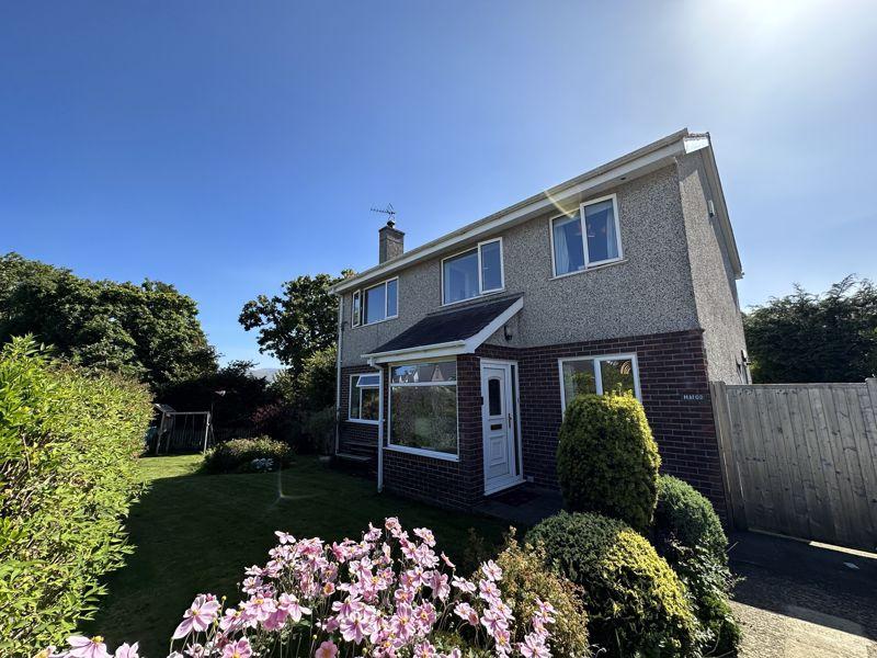 Bangor, Gwynedd 4 bed detached house for sale £430,000