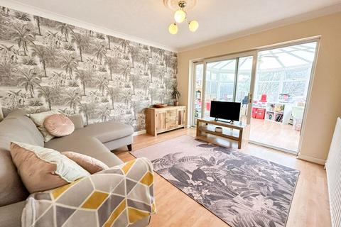 20 Lindrosa Road, Sutton Coldfield, B74 3JZ