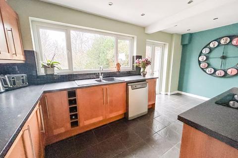 20 Lindrosa Road, Sutton Coldfield, B74 3JZ