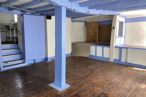 Property for sale - Multi-purpose town centre business premises in Faringdon