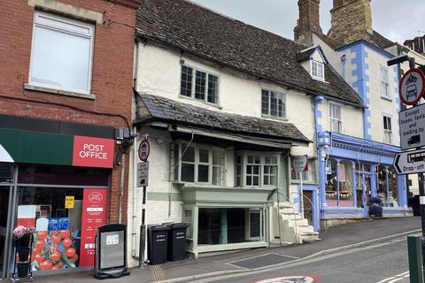 Property for sale, Multi-purpose town centre business premises in Faringdon