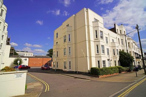2 bedroom penthouse to rent - Dale Street, Leamington Spa