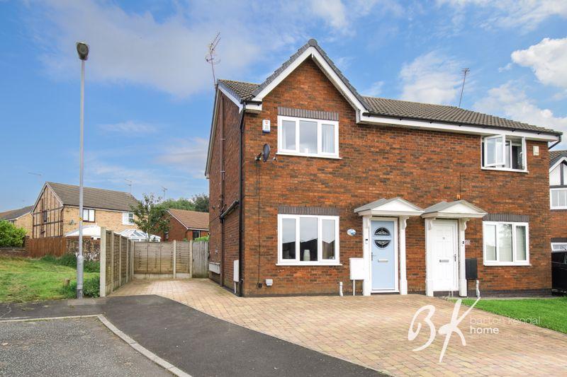 12 Brackenlea Fold, Norden OL12 7GG 3 bed semidetached house for sale £260,000
