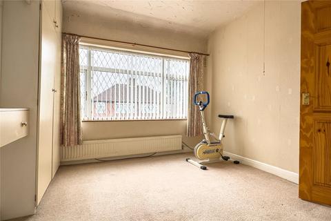 62 Whitegate Road, Chadderton, Oldham, OL9 9PW