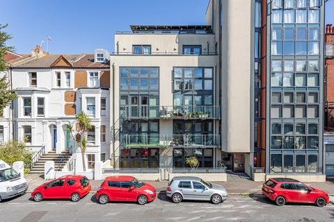 2 bedroom apartment for sale, Connaught Road, Hove