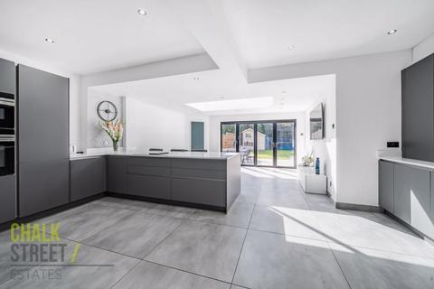 22 Cranbrook Drive, Gidea Park, Romford, RM2 6AP