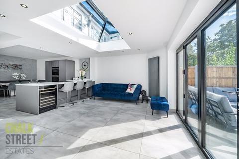 22 Cranbrook Drive, Gidea Park, Romford, RM2 6AP