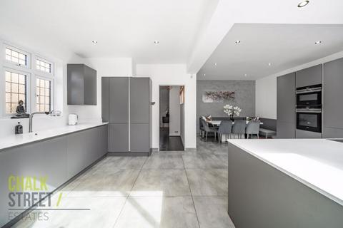 22 Cranbrook Drive, Gidea Park, Romford, RM2 6AP