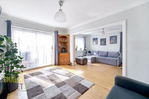 22 Durham Avenue, Romford, RM2 6JS