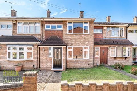 19 Flamingo Walk, Hornchurch, RM12 5QP