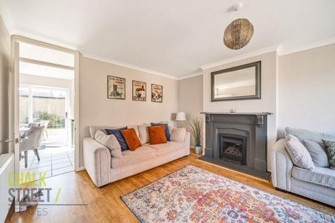 19 Flamingo Walk, Hornchurch, RM12 5QP