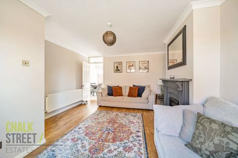 19 Flamingo Walk, Hornchurch, RM12 5QP