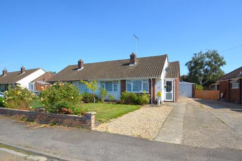 69 Cotmore Gardens, Thame, OX9 3NB