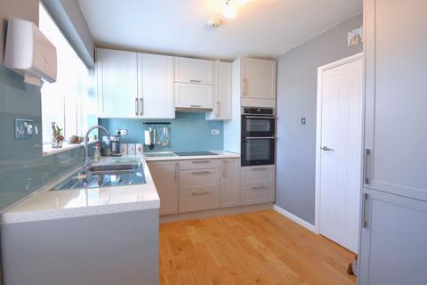 69 Cotmore Gardens, Thame, OX9 3NB