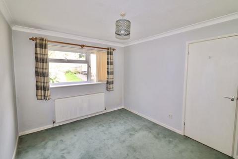 2 bedroom bungalow for sale - Wessex Rise, Somerton TA11