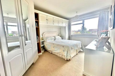 4 bedroom detached house for sale - Winton Close, Old Bedford Road Area, Luton, Bedfordshire, LU2 7BJ