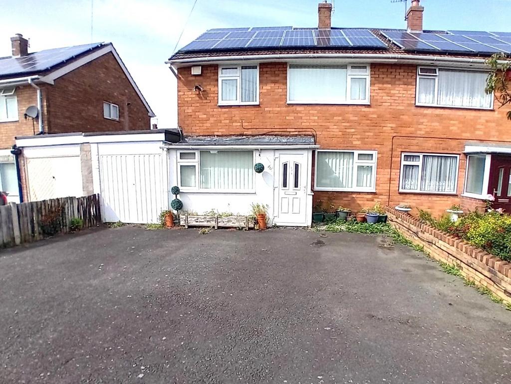 Bridge Way, Muxton, Telford, Shropshire, TF2 3 bed semidetached house