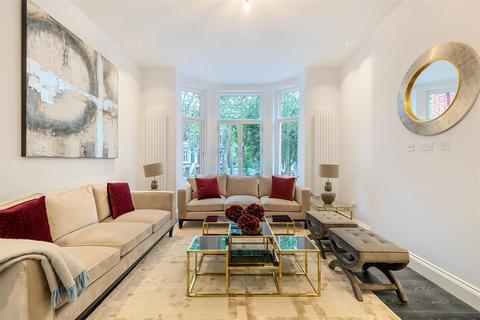 3 bedroom apartment for sale, Fitzjohn's Avenue, Hampstead, NW3