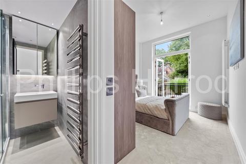 3 bedroom apartment for sale, Fitzjohn's Avenue, Hampstead, NW3
