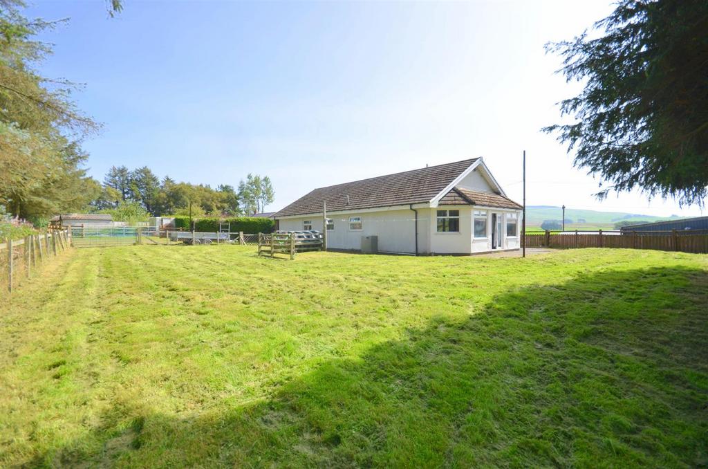 PantYDwr, Rhayader 5 bed detached bungalow for sale £250,000