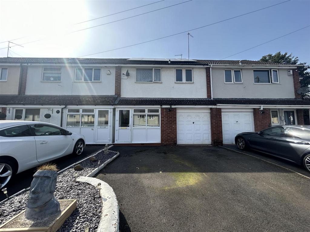 Woodman Close Halesowen 1.jpg