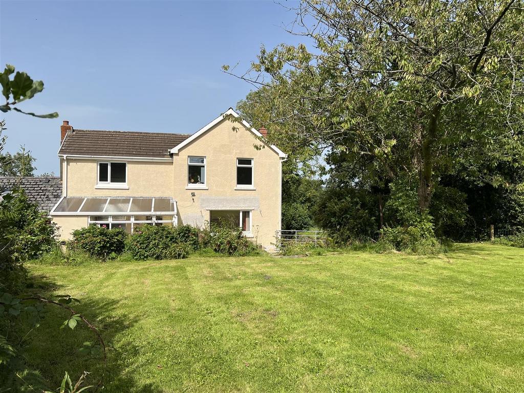 Bethesda Road, Pontyberem, Llanelli 4 bed property with land for sale £650,000