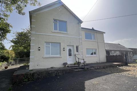 4 bedroom property with land for sale, Bethesda Road, Pontyberem, Llanelli