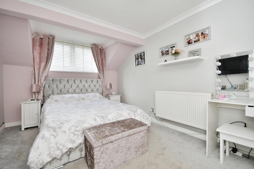Bedroom no.1